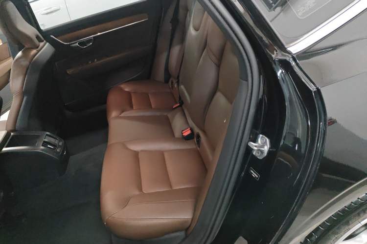 Used Volvo S90 2019 T5 Zhiyi Edition
