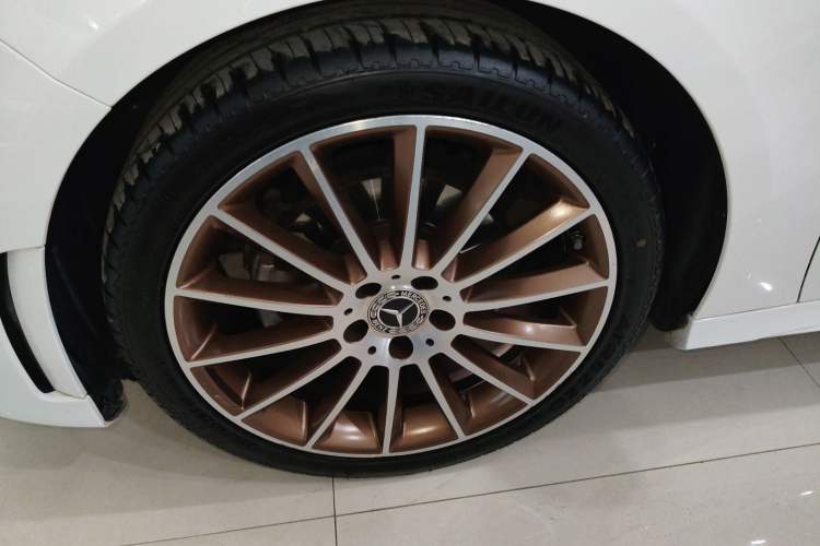 Used Mercedes-Benz A-Class 2019 A 200 L Sport Sedan First Edition Special Edition
