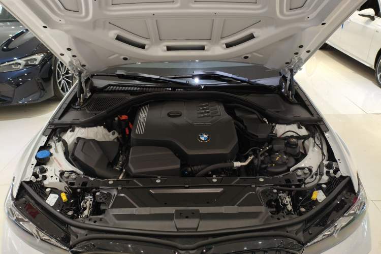 Used BMW 3 Series 2025 330Li M Sport Shadowline Package
