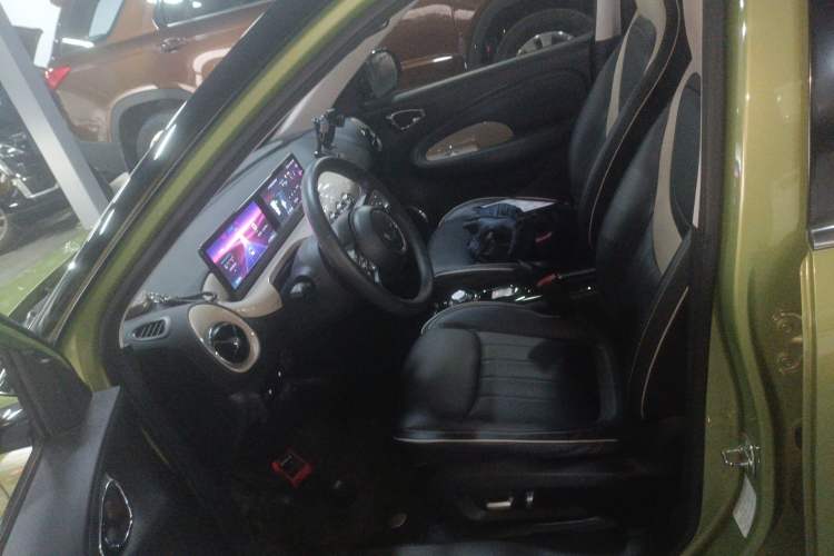 Used Wuling Bingo 2023 333 km Lingxi Connected Version

