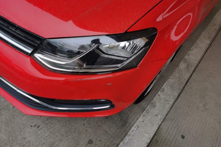 Used Volkswagen Polo 2016 1.6L Automatic Comfort Model
