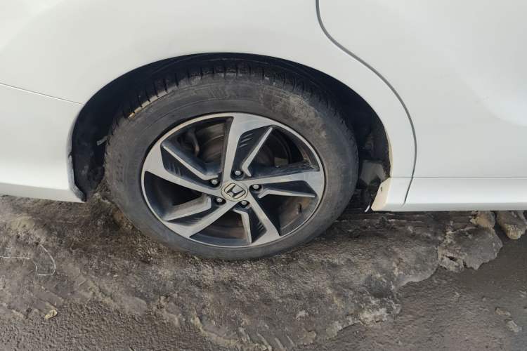 Used Honda Odyssey 2015 Updated Version 2.4L Smart Edition