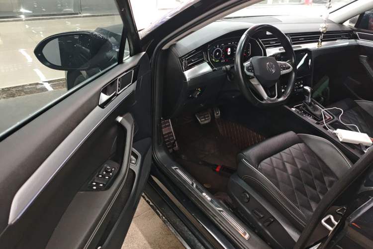 Used Volkswagen Magotan GTE Plug-in Hybrid 2022 GTE Luxury Model
