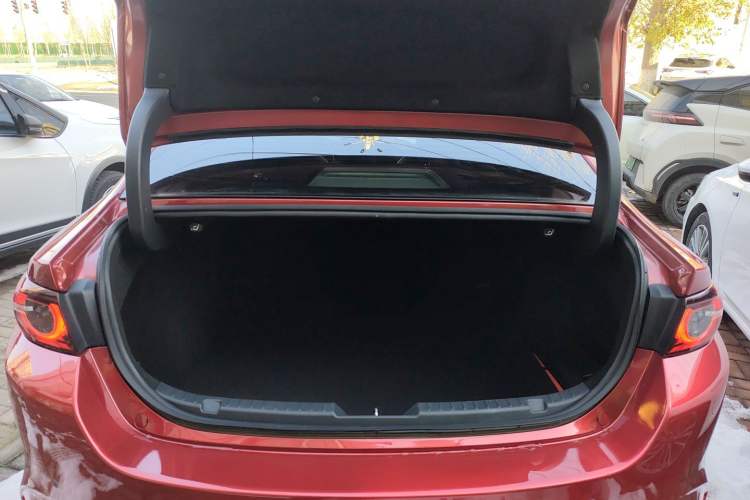 Used Mazda Mazda 3 Axela 2021 2.0L Automatic Zhiyao Edition
