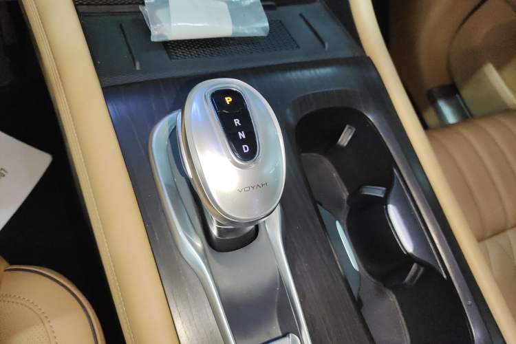 Used VOYAH Dream 2024 PHEV Ultra-Long Range Flagship Edition