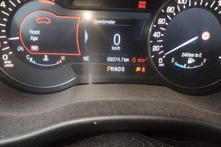 Used Lincoln MKC 2017 2.0T Two-Wheel Drive Deluxe Edition
