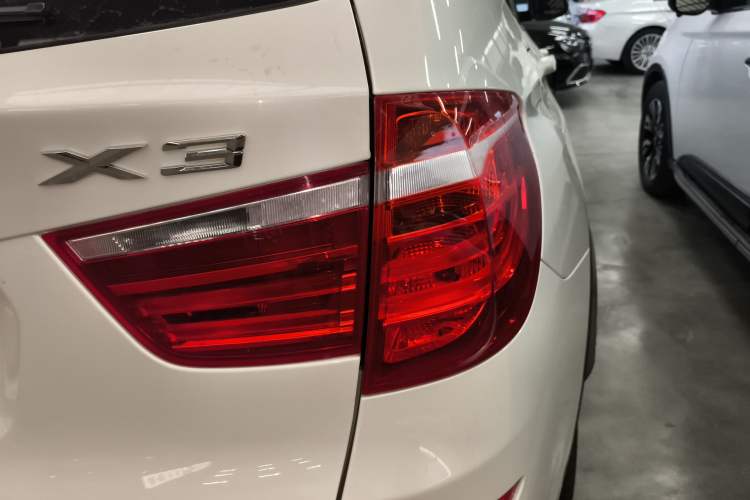 Used BMW X3 2016 sDrive20i