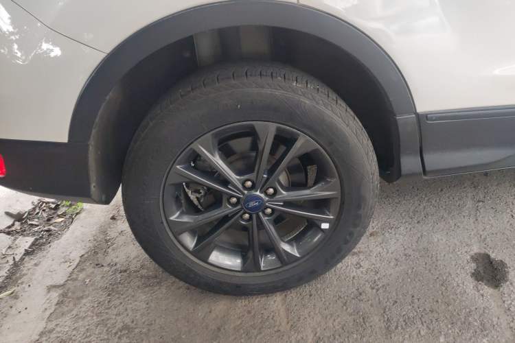 Used Ford Kuga 2019 EcoBoost 180 Two-Wheel-Drive Platinum Edition China VI Standard