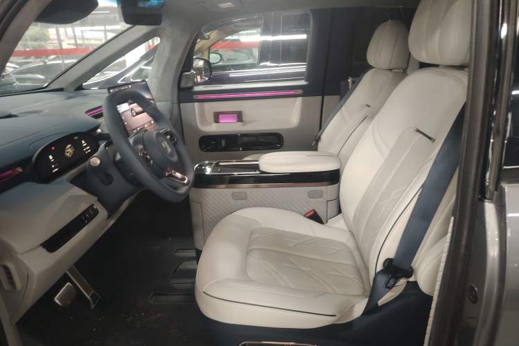 Used Zeekr MIX 2025 Long-Range Intelligent Driving Edition
