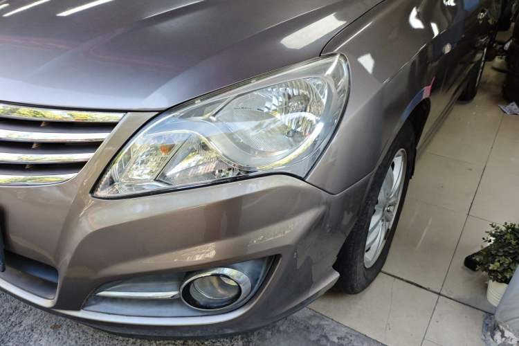 Used Hyundai Celesta 2015 1.6L Manual Comfort Model
