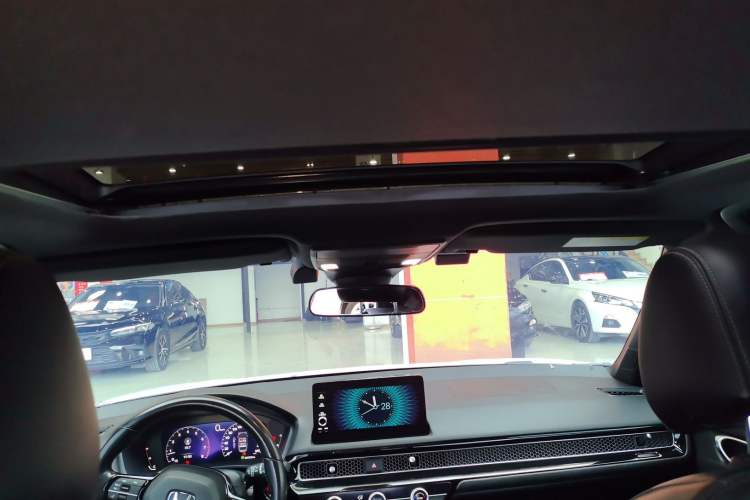 Used Honda Civic 2022 240TURBO CVT Dynamic Edition
