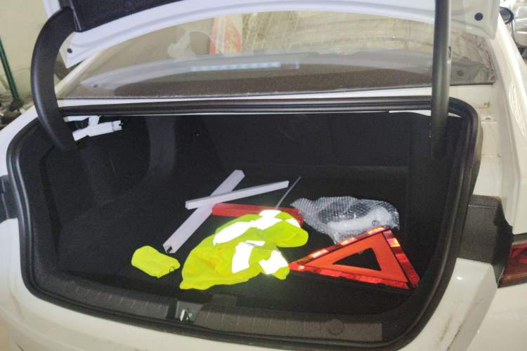 Used BYD Qin PLUS 2025 DM-i Smart Drive 55KM Leading Model