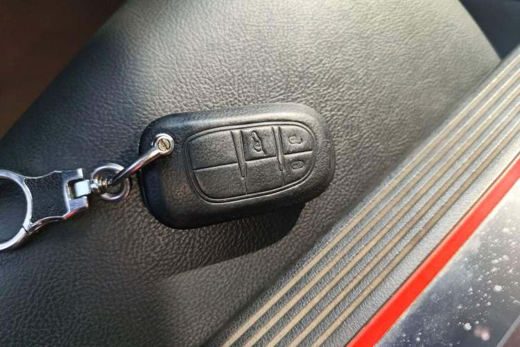 Used  Grand Commander 2020 2.0T Two-Wheel Drive Elite Version
