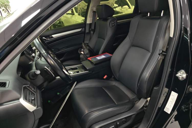 Used Honda Accord 2018 Rui Hybrid 2.0L Rui Ling Edition China VI
