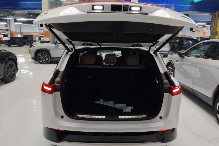 Used XPeng G9 2025 625 Long-Range Max
