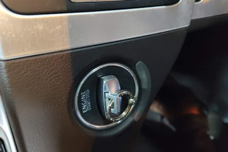 Used Volkswagen FAW-Volkswagen CC 2015 2.0 TSI Ultimate Model
