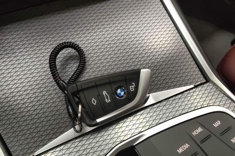 Used BMW i3 2024 eDrive 40 L Midnight Edition
