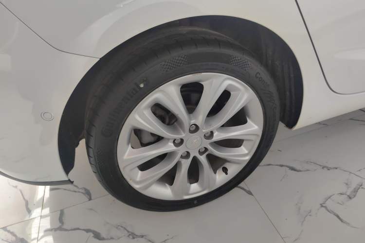 Used Chevrolet Cruze 2017 1.4T Hatchback Dual-Clutch Lingfeng Edition