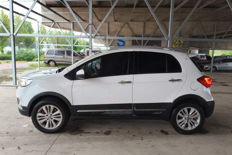 Used Haval H1 2015 1.5L AMT Urban Model
