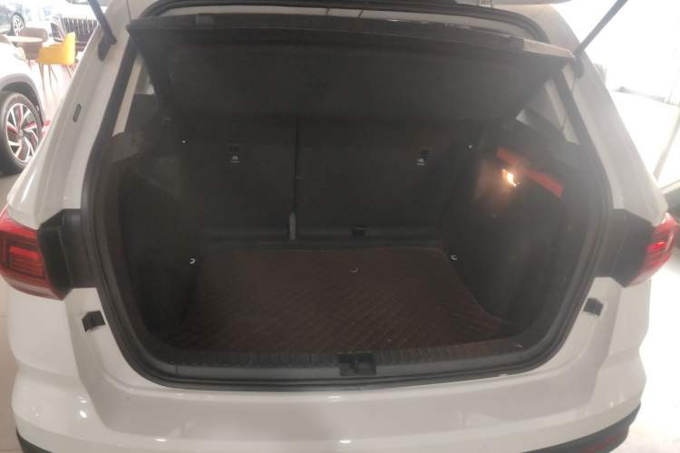 Used Volkswagen Tharu 2022 280TSI Two-Wheel-Drive Luxury Edition
