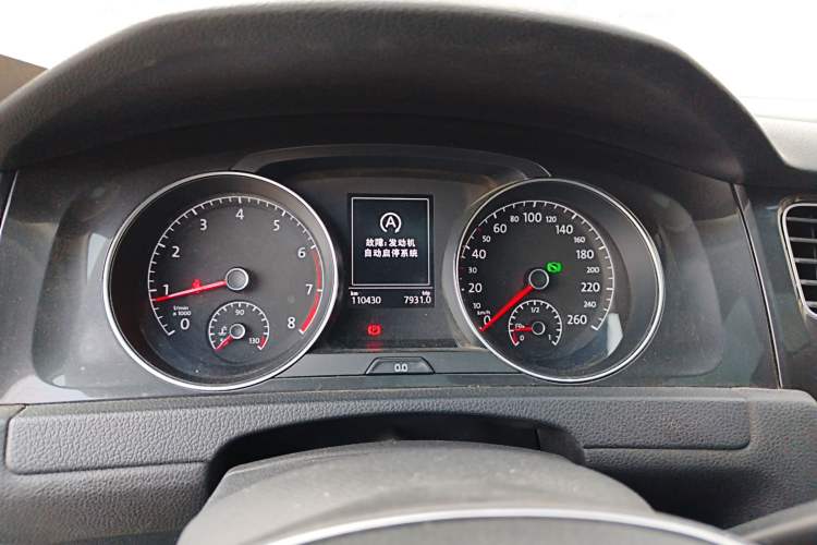 Used Volkswagen Golf 2018 230TSI Automatic Luxury Version
