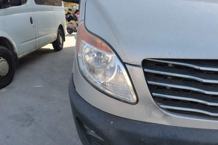 Used  Sunray 2018 2.7T 5-Series National Emission Standard V Star Express High-Roof
