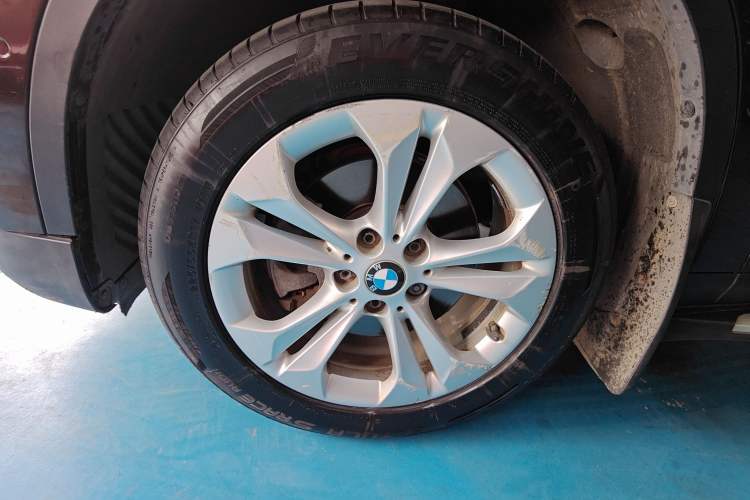 Used BMW X1 2016 sDrive18Li Premium Edition
