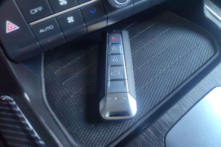 Used Wey VV5 2021 1.5T Two-Wheel Drive Smart Pioneer
