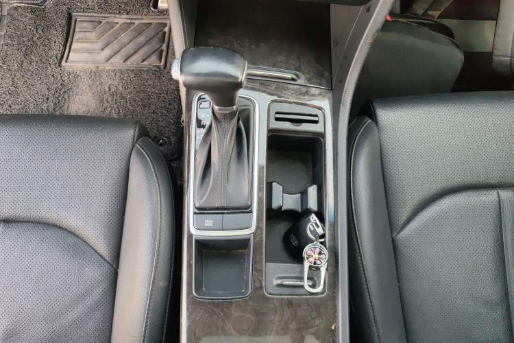 Used Kia K5 2016 1.6T Automatic LUX
