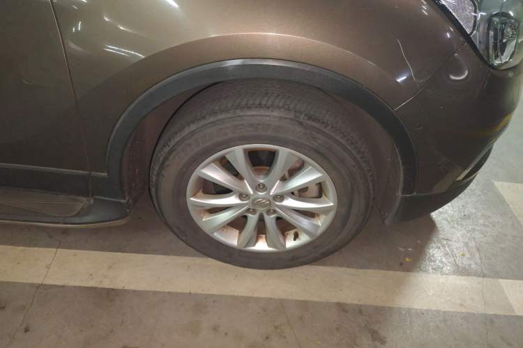 Used Buick Envision 2014 28T Four-Wheel Drive Luxury Model
