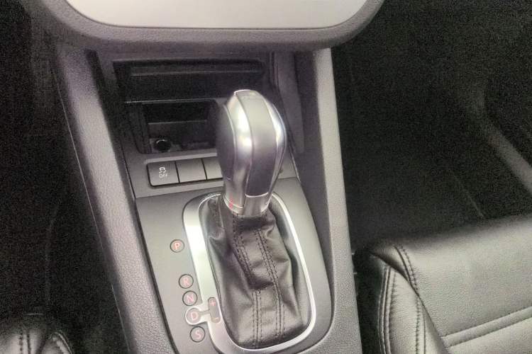 Used Volkswagen Scirocco 2011 1.4 TSI Single-Turbo Fashion Edition
