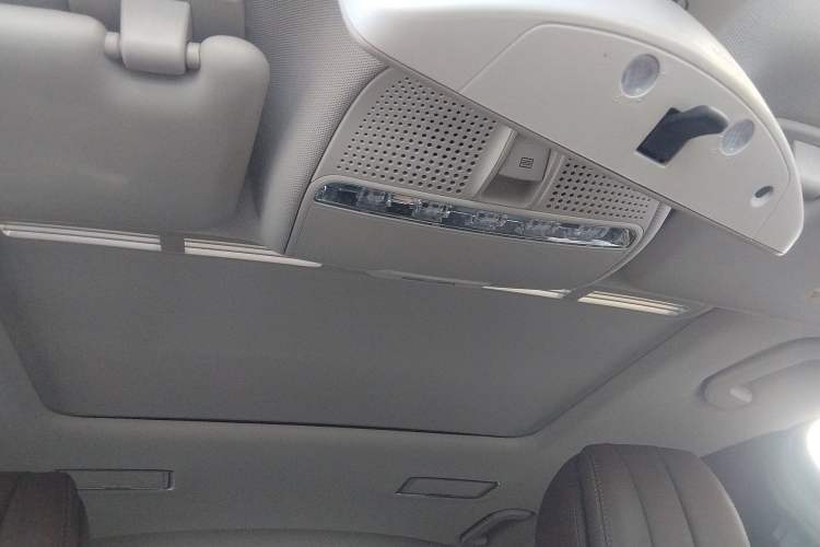 Used Mercedes-Benz E-Class 2017 E 200 L Sport 4MATIC
