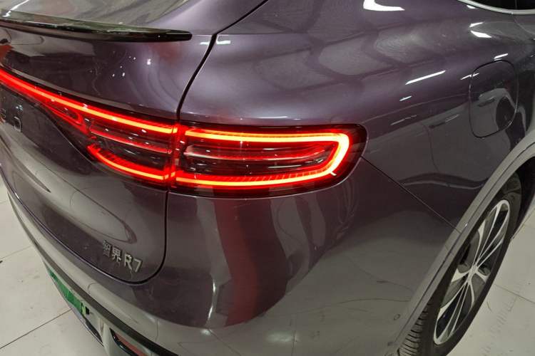 Used Hima Luxeed R7 2025 Range-Extended Version 251 km Max