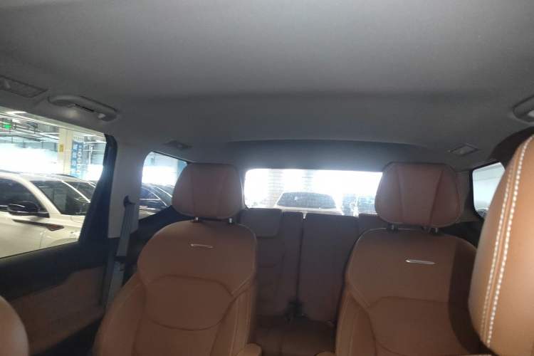 Used SAIC MAXUS D90 2017 2.0T Automatic Two-Wheel Drive - Uranus
