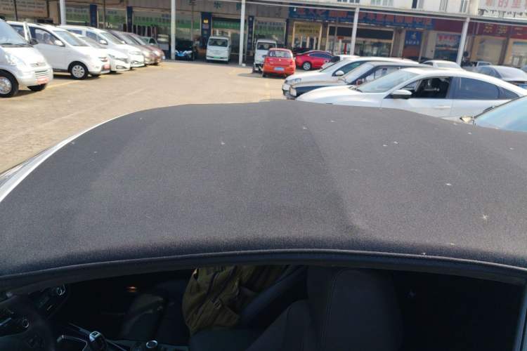 Used BMW 2 Series 2018 220i Convertible Coupe Sports Design Package
