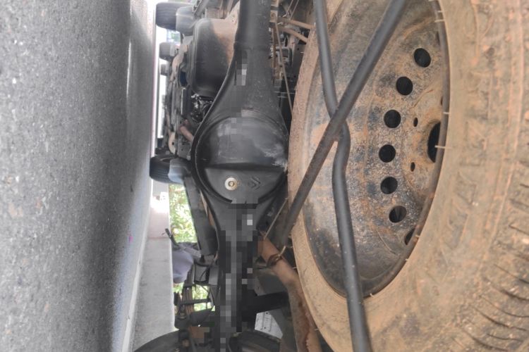 Used Jinbei Gold Hiace 2023 2.0L Passenger Van Travel Lion 5/6/7 Seater
