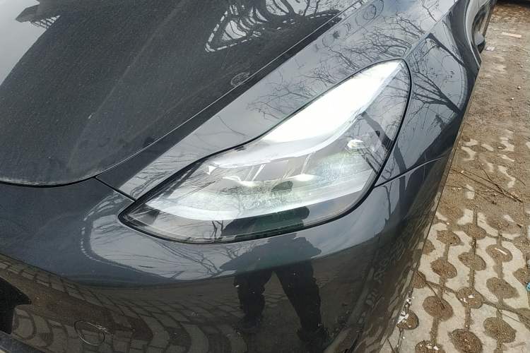 Used Tesla Model Y 2024 Rear-Wheel-Drive Version
