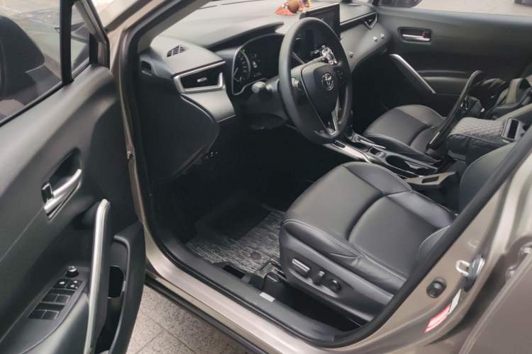 Used Toyota FRONTLANDER 2022 2.0L CVT Luxury Edition
