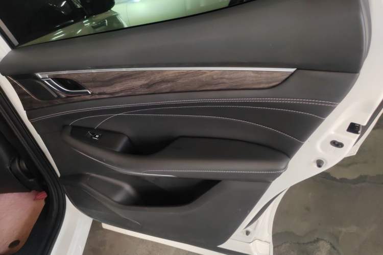 Used  E5 2023 1.5L DE-i 100KM Enjoyment Version 5 Seats
