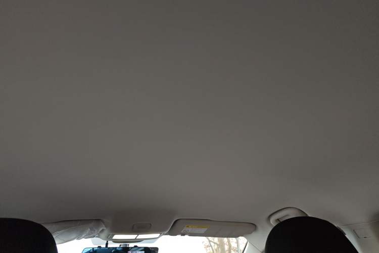 Used Roewe i5 2023 1.5L Manual Comfort Edition
