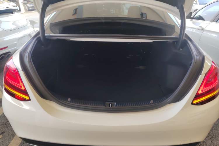 Used Mercedes-Benz C-Class 2020 Restyled C 200 L Fashion Edition Sport Version