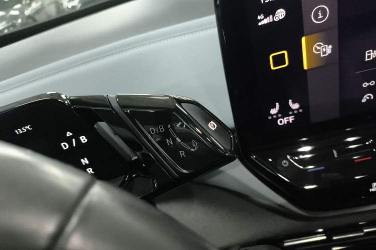 Used Volkswagen ID.4 X 2022 Pure Long-Range Edition
