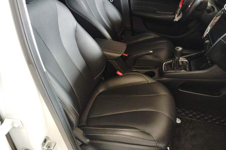 Used Roewe i5 2020 1.5L Manual 4G Connect Leehao Flagship Edition