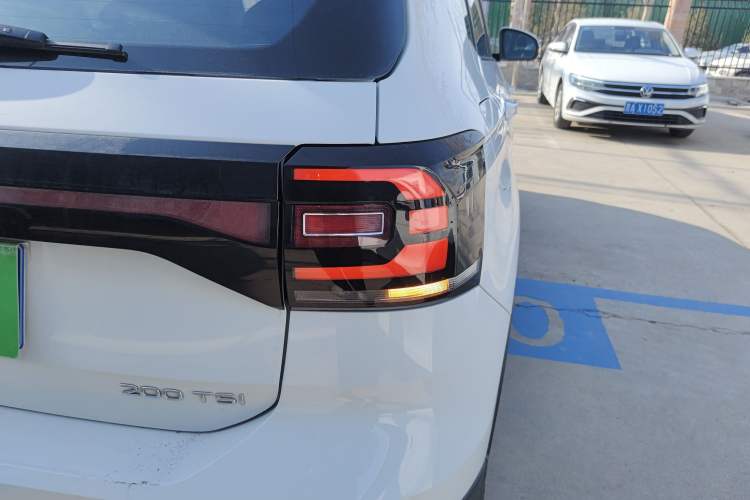 Used Volkswagen Tacqua 2023 200TSI DSG Joy-Connect Edition