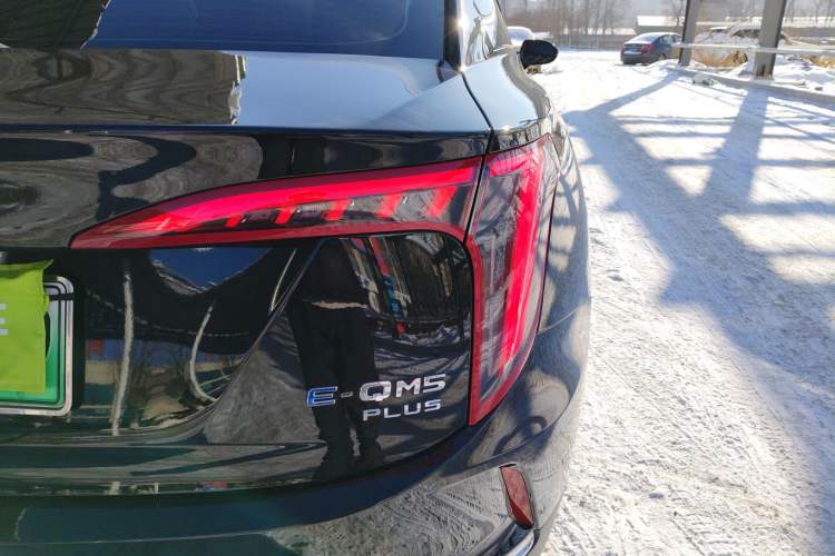 Used Hongqi E-QM5 2024 610 km PLUS
