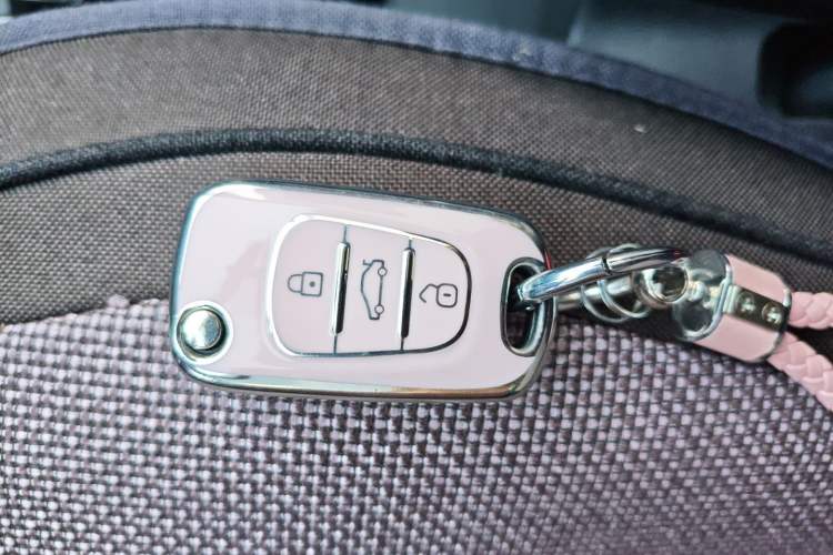 Used Hyundai Verna Ray 2014 1.4L Automatic GLX