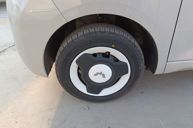 TDK.VehicleDetails.img