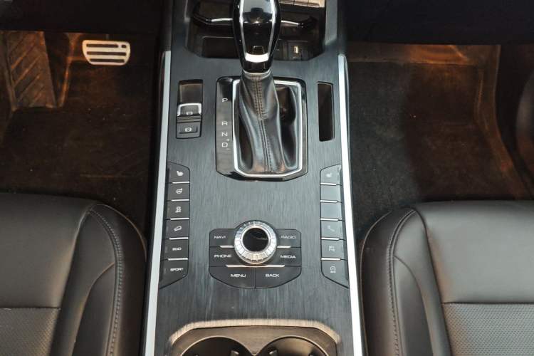 Used Wey VV5 2017 2.0T Ultra-Luxury Version
