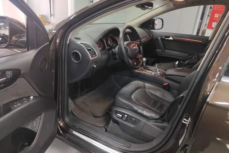 Used Audi Q7 2014 35 TFSI Ambition Edition