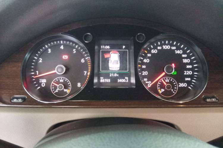 Used Volkswagen Magotan 2015 1.8TSI Prestige Model
